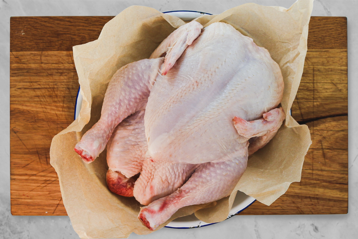 Free Range Whole Chicken (size 26)