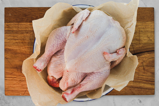 Free Range Whole Chicken (size 26)